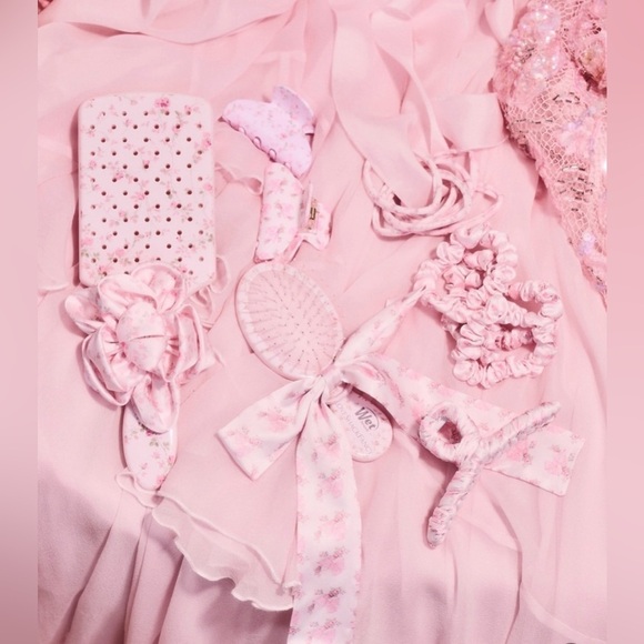 NWT Goody x LoveShackFancy Ruffle Bow Hair Clip - Rosa Beaux Pink